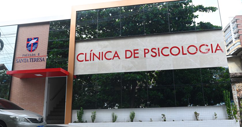 Clínica-Escola de Psicologia da Faculdade Santa Teresa retoma atendimentos gratuitos no semestre 2025.2