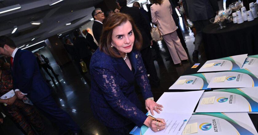 Presidente do TCE-AM assume cargo de direção na Atricon durante evento no TCU, em Brasília