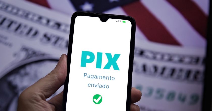 Nova rodada de críticas dos EUA ao Pix e proposta de regulação das gigantes de tecnologia no Brasil
