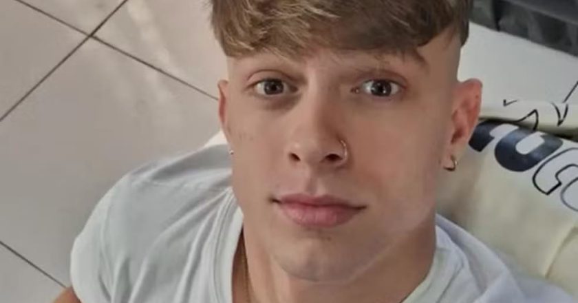 Influencer do TikTok recebe pena de 16 anos por acidente fatal com mãe e filha