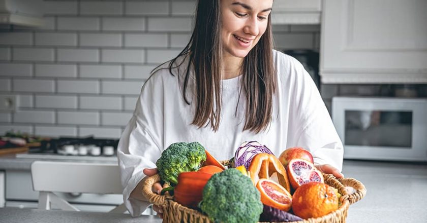 Cuidados essenciais de hidratação e nutrição no início do tratamento com GLP-1 para minimizar desconfortos
